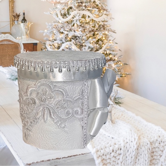 Set (3) Handmade Christmas Ornament w/Box & Candle, White Elephant Gift/Present - Picture 14 of 16